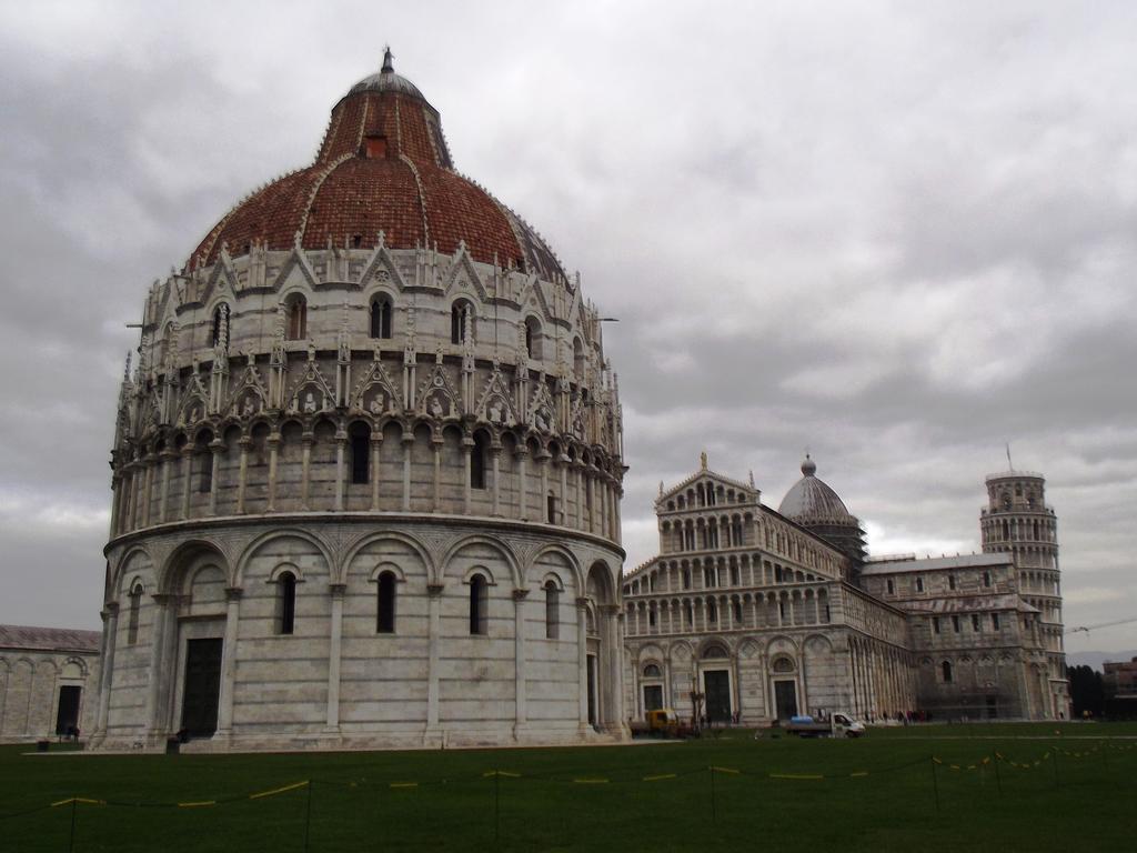 Pisa Apartment Екстериор снимка